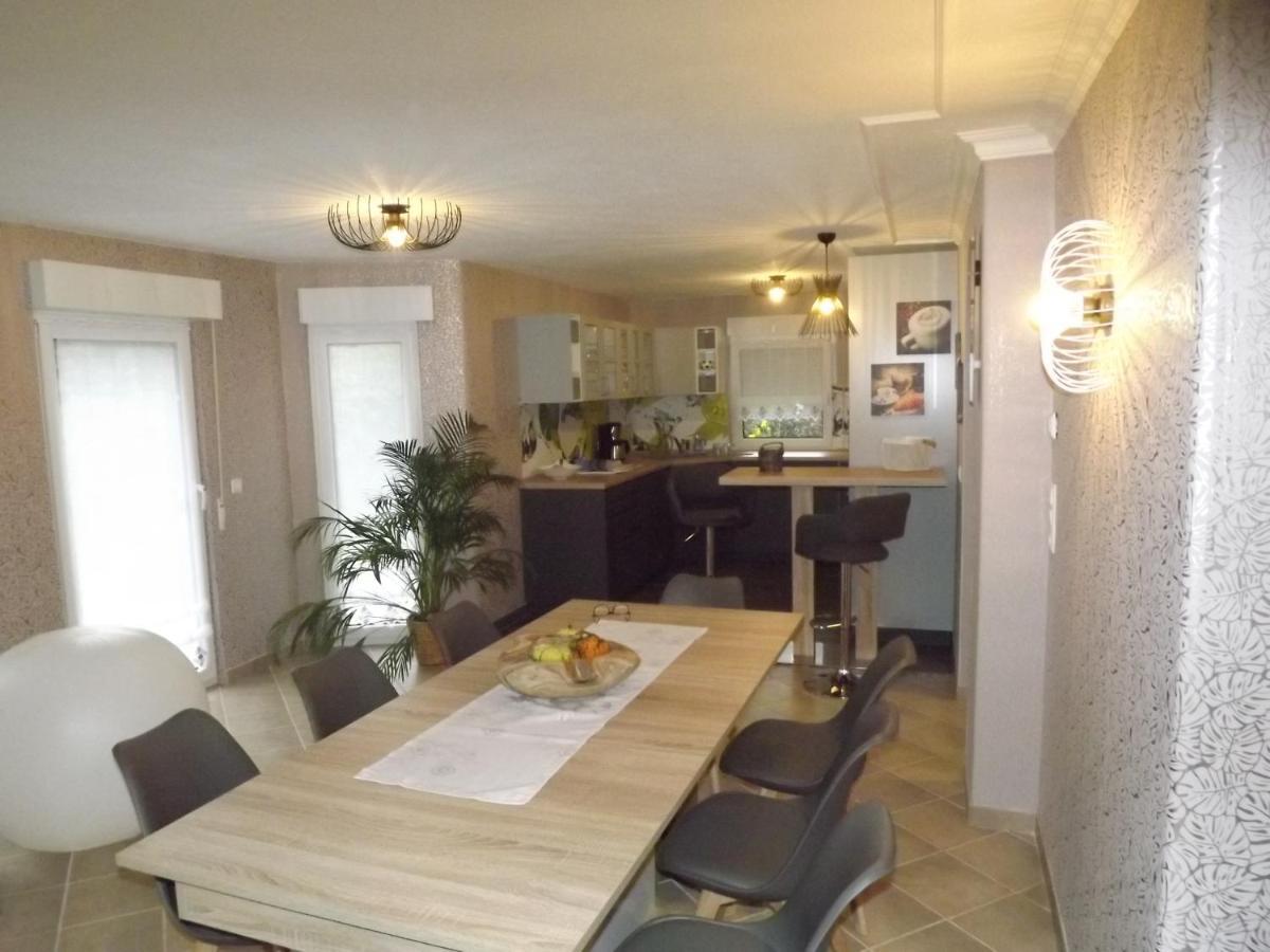 Grosszuegige Ferienwohnung Am Waldesrand Im Seenland Lauta 外观 照片
