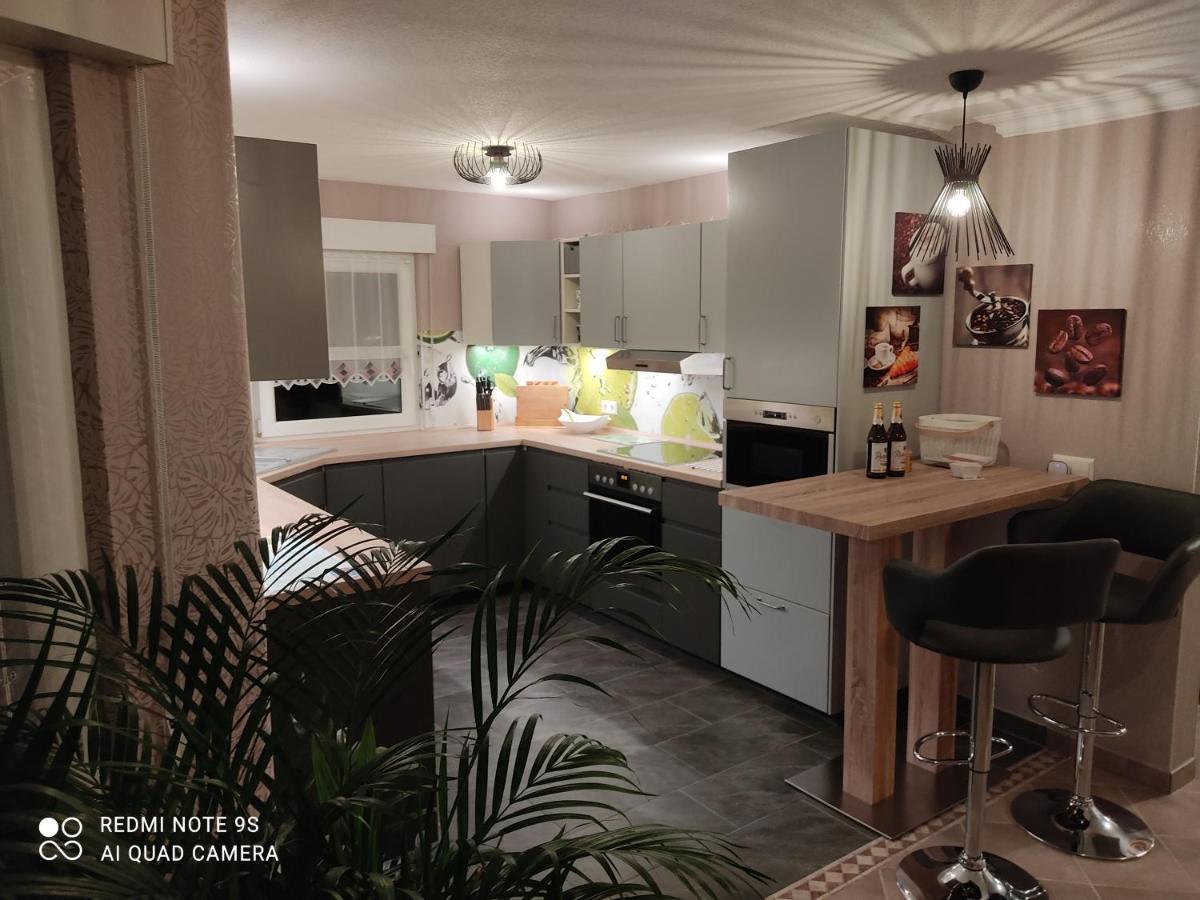 Grosszuegige Ferienwohnung Am Waldesrand Im Seenland Lauta 外观 照片