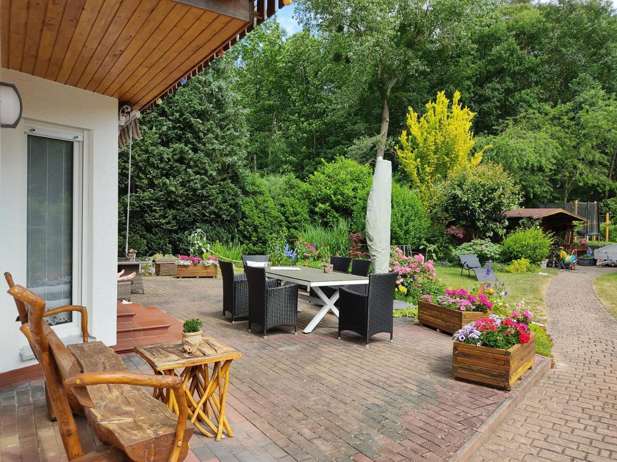 Grosszuegige Ferienwohnung Am Waldesrand Im Seenland Lauta 外观 照片