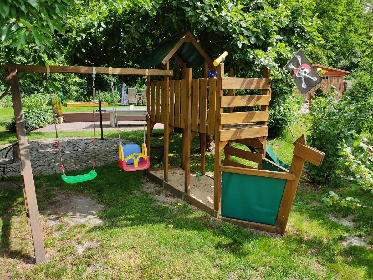 Grosszuegige Ferienwohnung Am Waldesrand Im Seenland Lauta 外观 照片